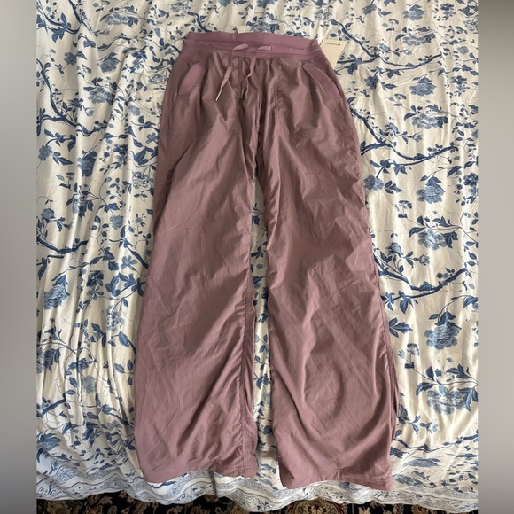 NWT Lululemon Dance Studio Mid-Rise Pant in Lavender Lux - Picture 10 of 11